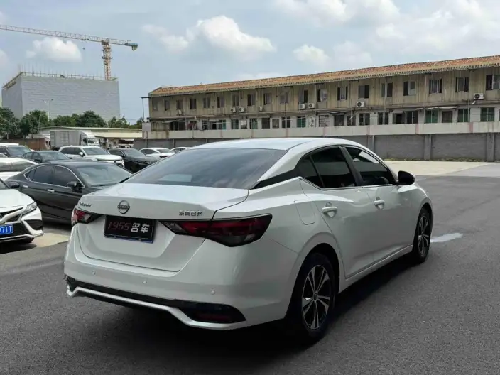 Nissan Sylphy 2023 Model 1.6L CVT Yuexiang Edition – фото 6