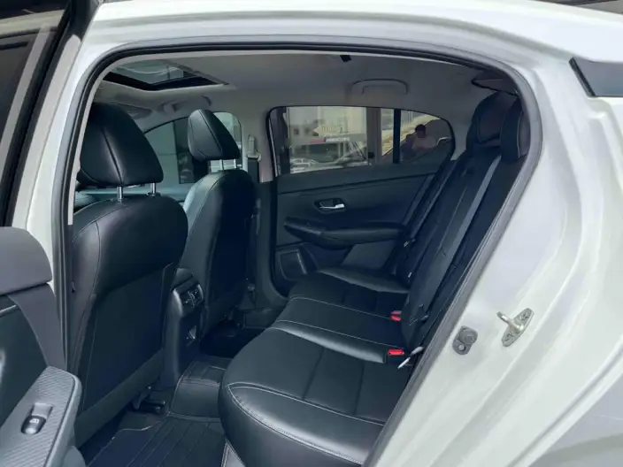 Nissan Sylphy 2023 Model 1.6L CVT Yuexiang Edition – фото 9