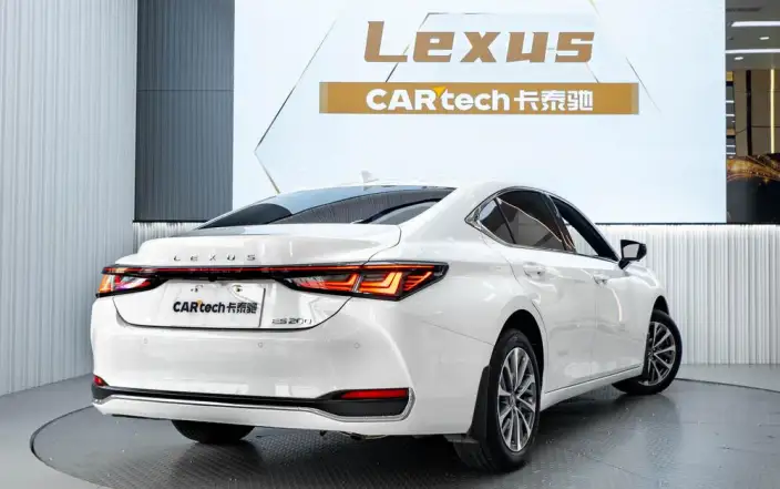 Lexus ES 2025 Model 200 Premium – фото 6