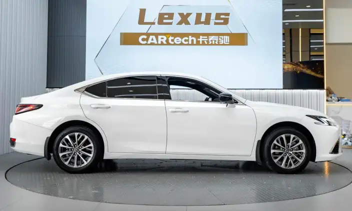 Lexus ES 2025 Model 200 Premium – фото 7