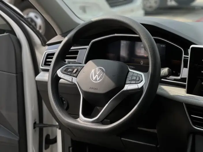 Volkswagen Tiguan L 2022 Model 330TSI Automatic 2WD Comfort Edition – фото 7