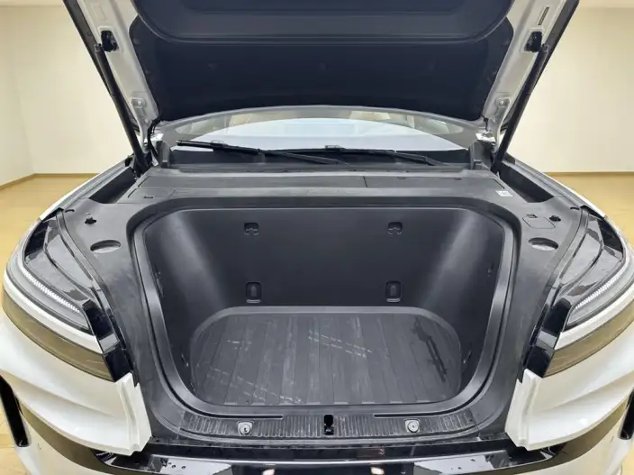 ONVO L90 2026 Model VI seat Edition Max+ – фото 7