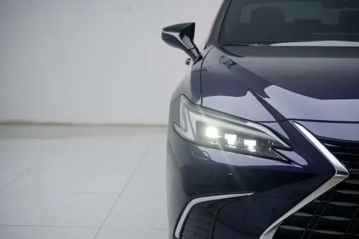 Lexus ES 2025 Model 200 Premium – фото 7