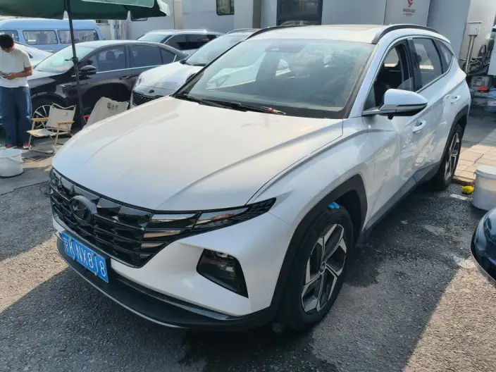 Hyundai Tucson 2023 Model Hyundai Tucson L 1.5T LUX 2WD Premium Edition – фото 1