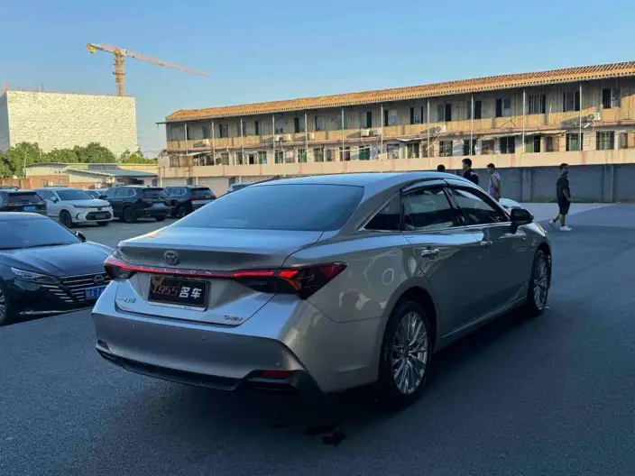 Toyota Avalon 2024 Model Intelligent Hybrid 2.0L E-CVT Deluxe Edition – фото 6