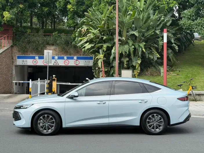 QinL DM 2024 Model DM-i 80KM Leading Model