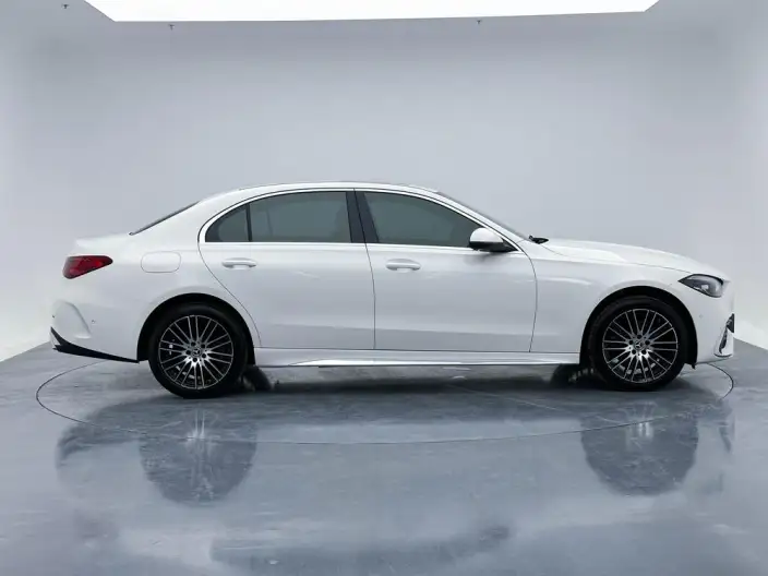 Mercedes-Benz C-Class 2026 Model C 200 L Sports sedan – фото 8