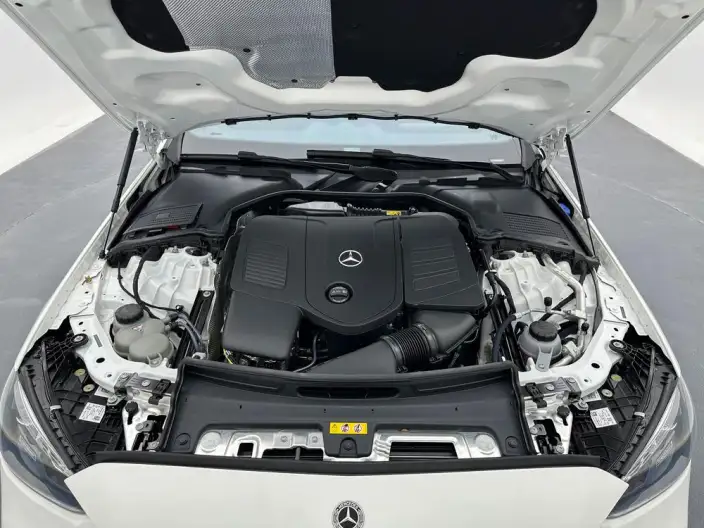 Mercedes-Benz C-Class 2026 Model C 200 L Sports sedan – фото 10