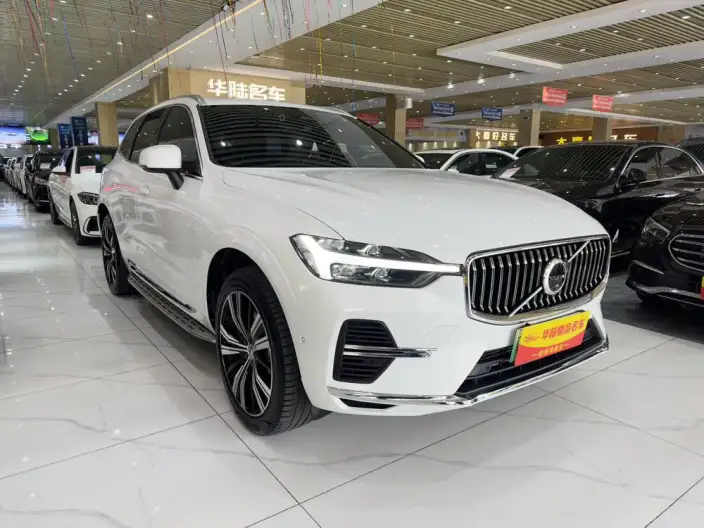 Volvo XC60 PHEV 2023 Model T8 4WD Long Battery Life Pro Smart Range Deluxe Edition
