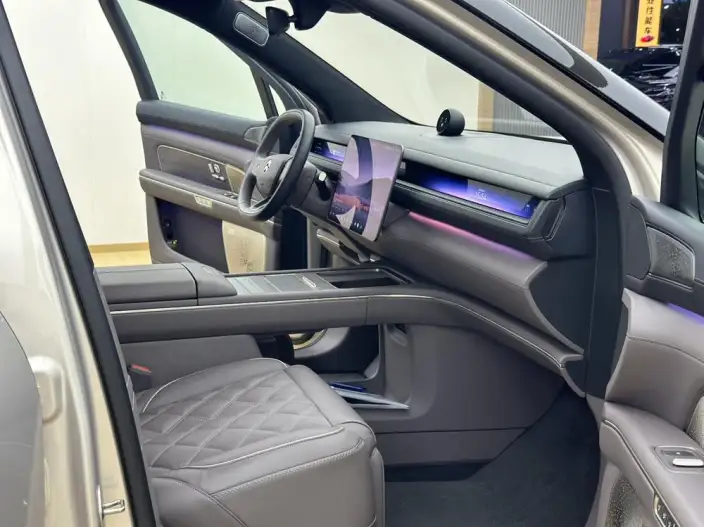 NIO ES8 2026 Model VI seat Executive Signature Edition – фото 7