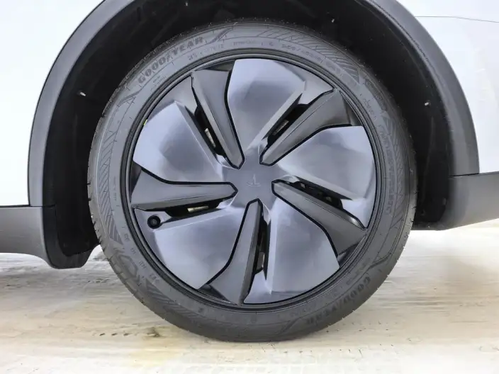 Model Y 2026 Model Rear-wheel drive version – фото 9