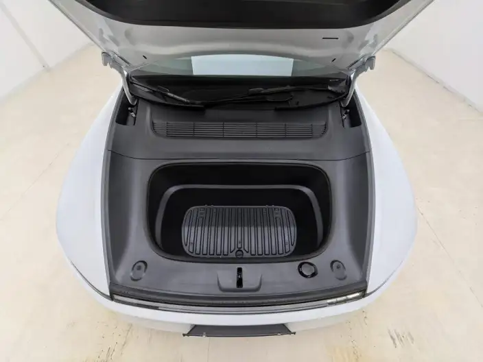 Model Y 2026 Model Rear-wheel drive version – фото 10