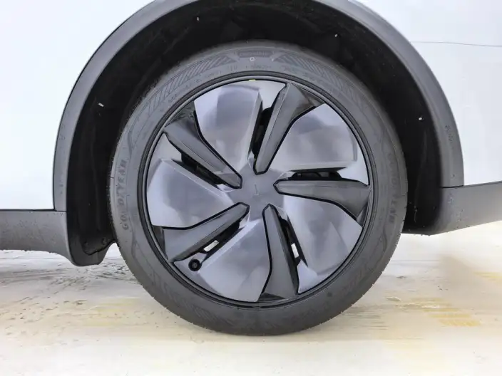Model Y 2026 Model Rear-wheel drive version – фото 9