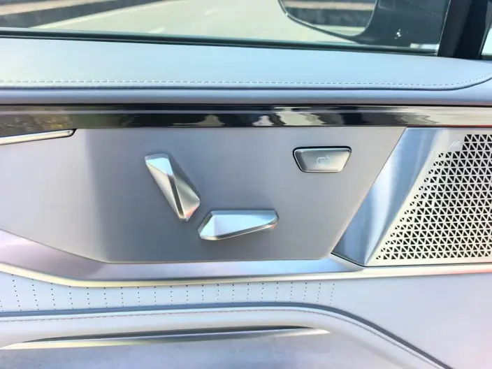 HiPhi HiPhi Y 2023 Model 560km Elite Edition – фото 10