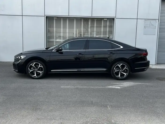 Volkswagen Passat 2023 Model Facelift 330TSI Starry sky Elite Edition