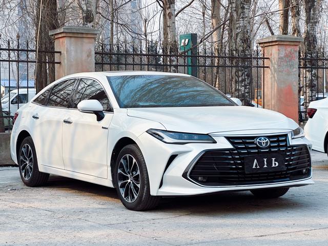 Toyota Avalon Раздел 2023 Intelligent Hybrid 2.5L E-CVT Deluxe Edition – фото 6