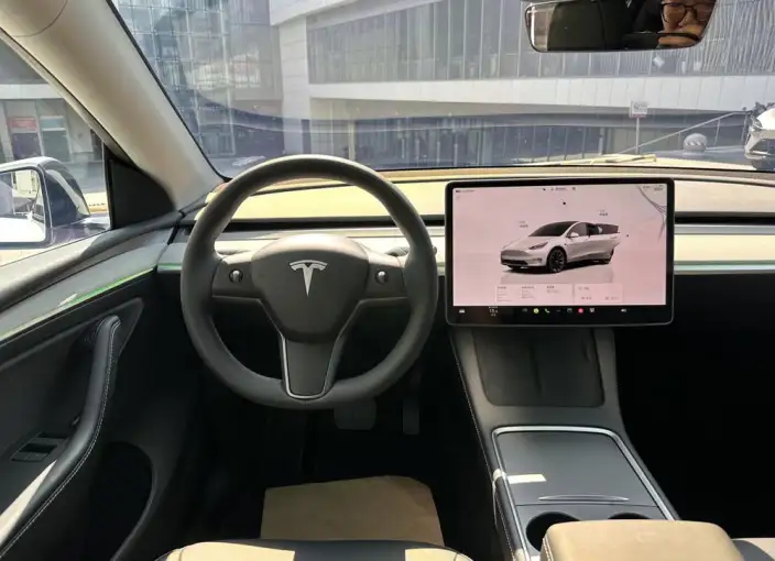 Model Y 2024 Model Rear-wheel drive version – фото 8