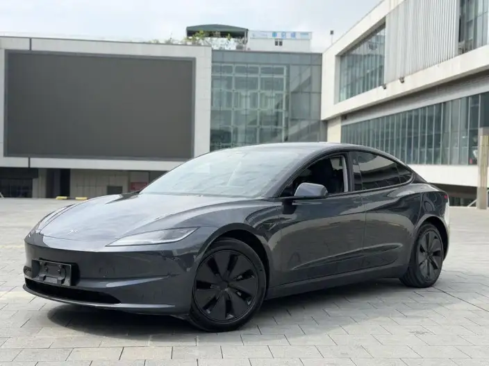 Model 3 2023 Model Rear-wheel drive version – фото 1