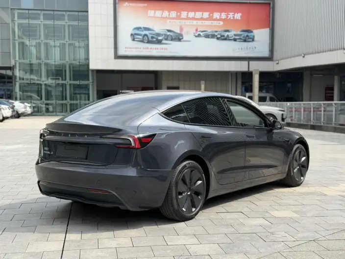 Model 3 2023 Model Rear-wheel drive version – фото 5