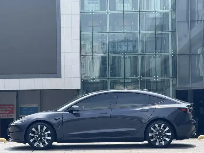 Model 3 2025 Model Rear-wheel drive version – фото 4