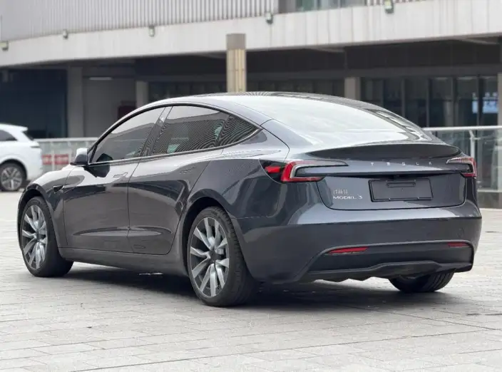 Model 3 2025 Model Rear-wheel drive version – фото 3