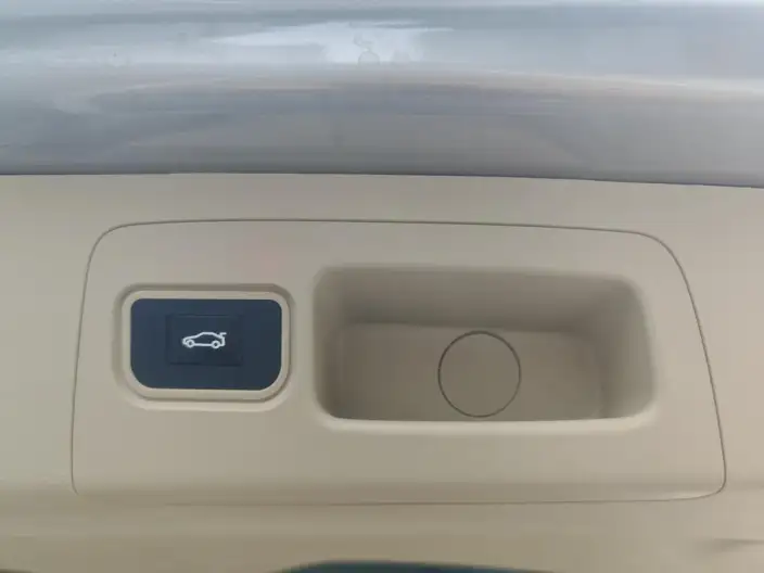 Buick GL8 2023 Model ES Luzun 2.0T Exclusive Model – фото 9