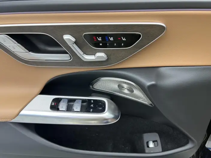 Mercedes-Benz E-Class 2024 Model Facelift E 300 L Luxury Model sedan – фото 6