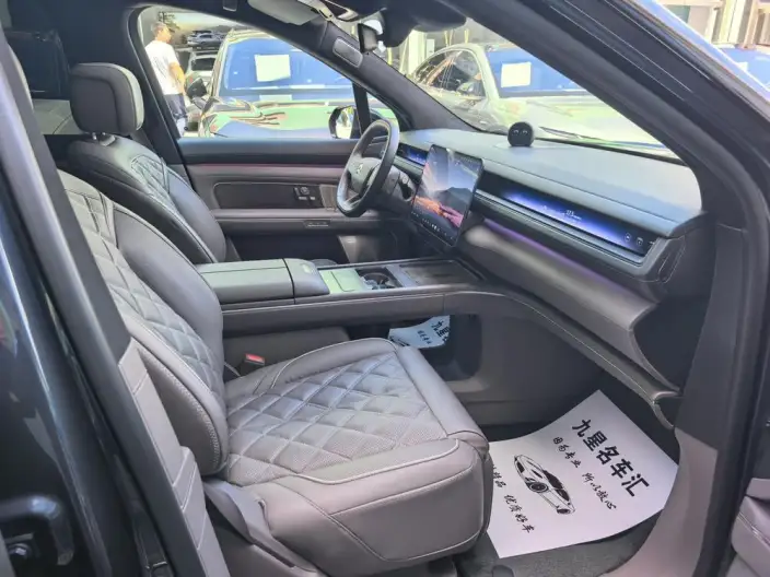 NIO ES8 2026 Model VI seat Executive Signature Edition – фото 5