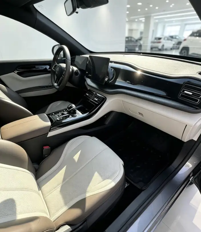 BYD Qin PLUS DM 2024 Model Honor Edition DM-i 55KM Leading Model – фото 8