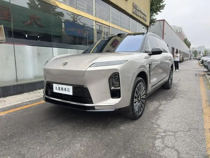 NIO ES8 2026 Model VI seat Executive Deluxe Edition – фото 1
