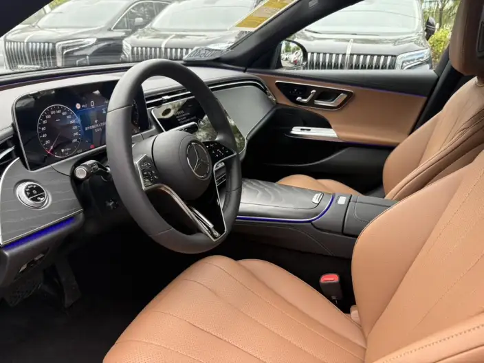 Mercedes-Benz E-Class Imported 2025 Model E 260 Sports Edition – фото 9