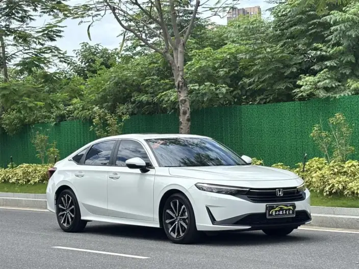 Model Ge 2025 Model 240TURBO CVT Technology Edition