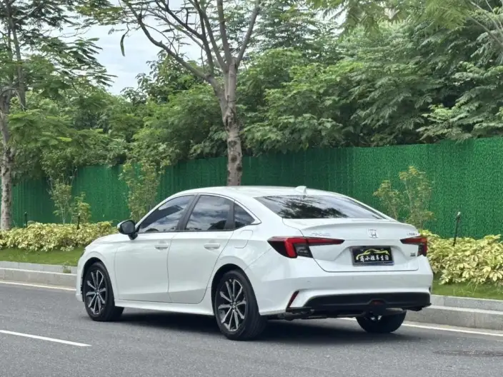 Model Ge 2025 Model 240TURBO CVT Technology Edition – фото 5