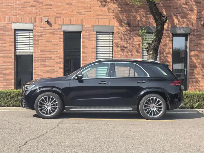 Mercedes-Benz GLE Imported 2023 Model GLE 450 4MATIC Luxury Model – фото 3