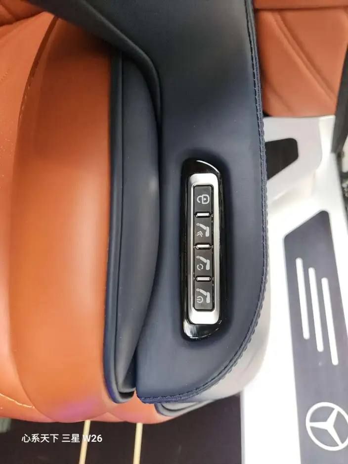 Viano 2023 Model 2.0T Business Edition 7 seat – фото 5