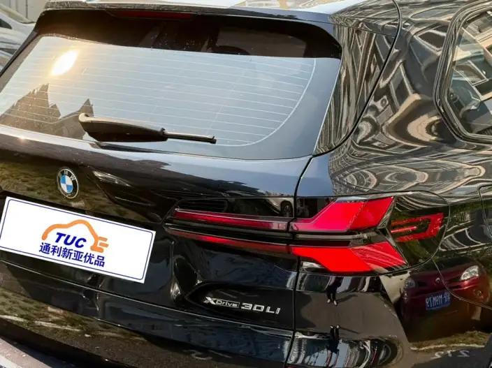 BMW X5 2023 Model xDrive30Li Exclusive Model M Sports Night Set – фото 4