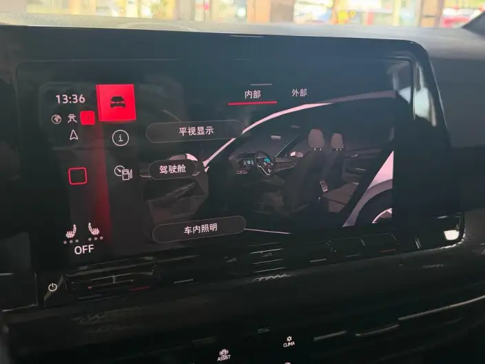 Volkswagen Golf GTI 2023 Model 380TSI DSG GTI – фото 6