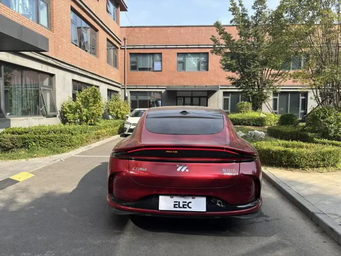 IM L6 2025 Model Max 74kWh – фото 5