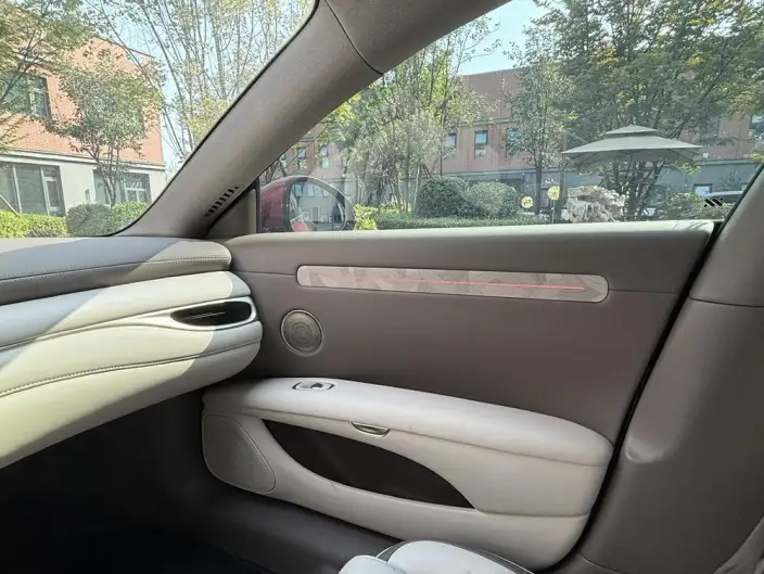 IM L6 2025 Model Max 74kWh – фото 8