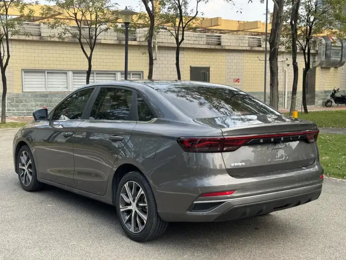 Geely Emgrand 2022 Model No. 4 Gen 1.5L CVT Flagship Model – фото 5