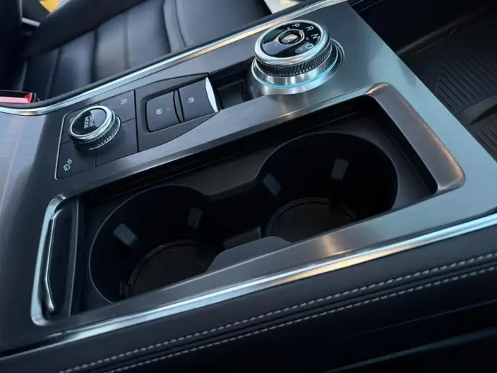 Ford Explorer 2023 Model EcoBoost 285 4WD Fashion plus Edition 6 seat – фото 5