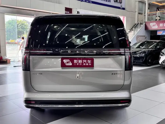 Volvo EM90 2025 Model Ultra VI seat – фото 5