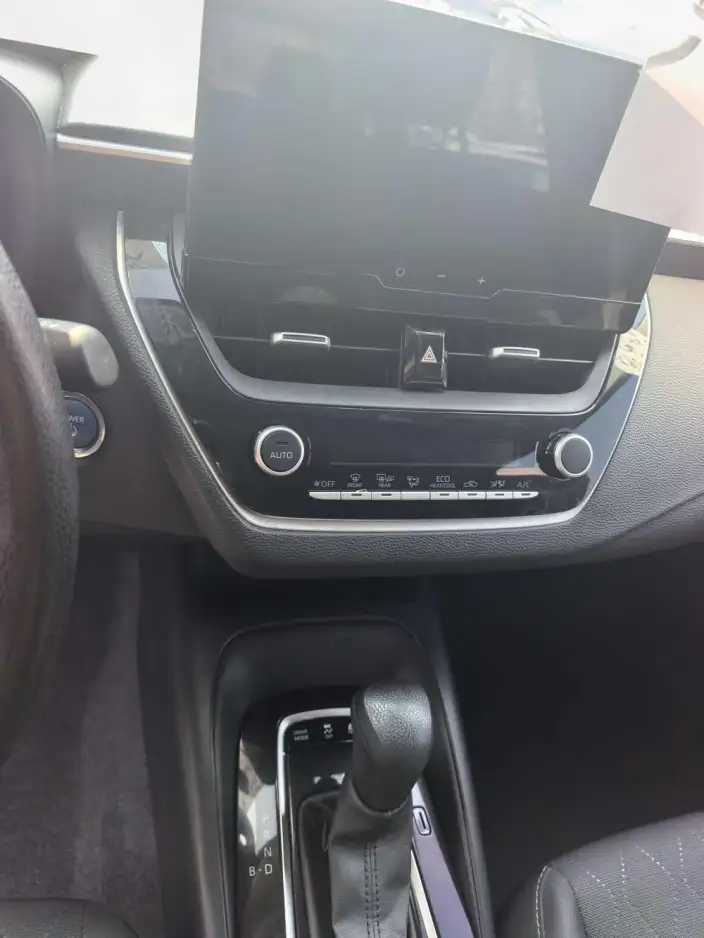 Toyota Corolla 2023 Model Intelligent Hybrid 1.8L E-CVT Elite Edition – фото 7