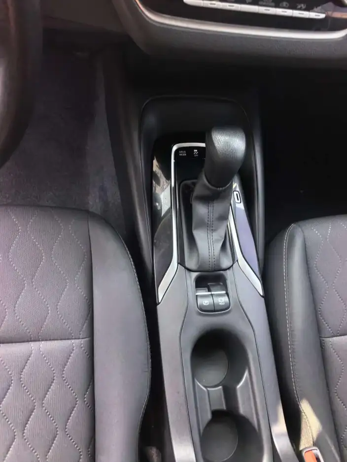 Toyota Corolla 2023 Model Intelligent Hybrid 1.8L E-CVT Elite Edition – фото 9