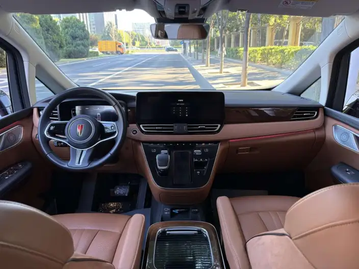 HONGQI HQ9 PHEV 2024 Model 4WD Deluxe Edition – фото 10