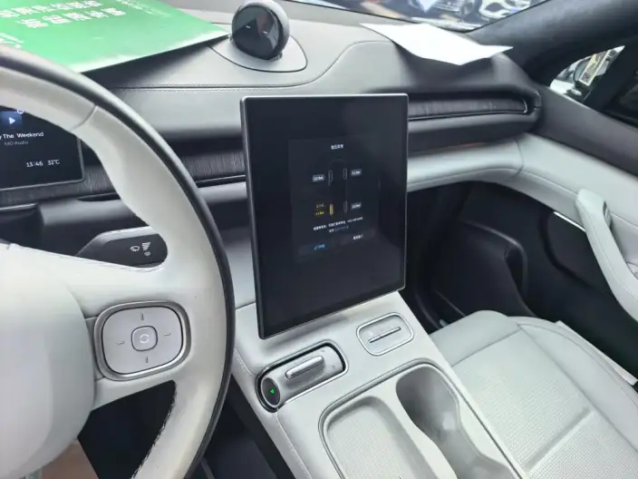 NIO ES6 2023 Model 75kWh – фото 9