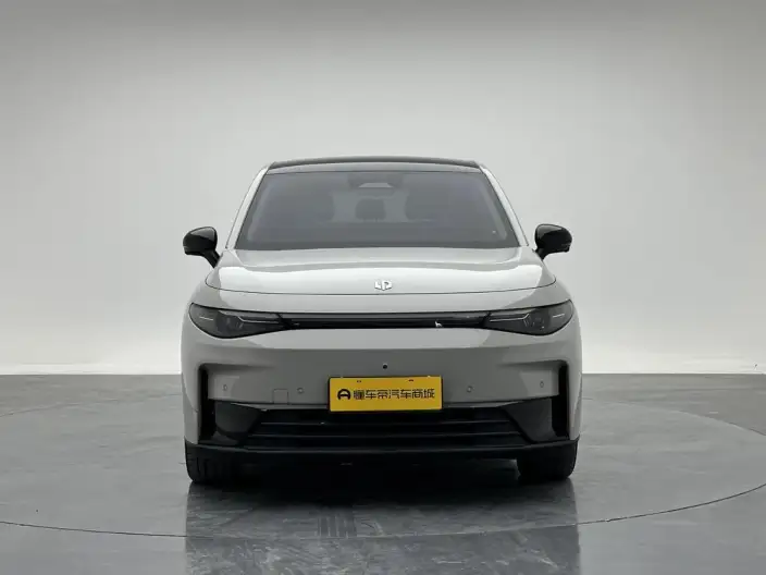 Leapmotor C10 2024 Model EV Edition 530 Smart Edition – фото 2