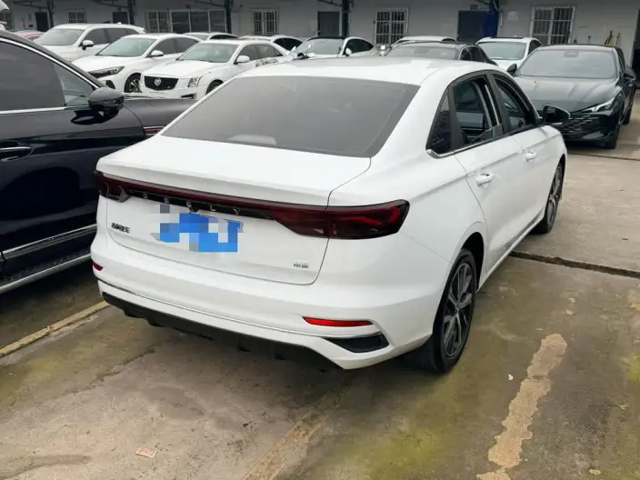 Geely Emgrand 2022 Model No. 4 Gen 1.5L CVT Noble Model – фото 6