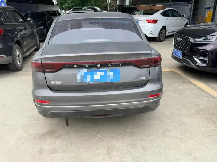 Geely Emgrand 2022 Model No. 4 Gen 1.5L CVT Luxury Model – фото 5