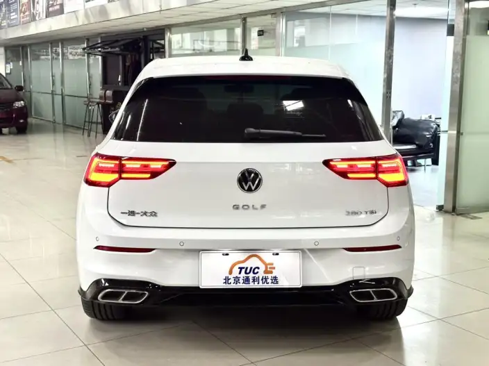 Volkswagen Golf 2023 Model 280TSI DSG R-Line Lite